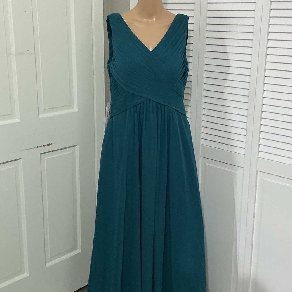 Sleeveless Teal V-Neck Maxi Dress
